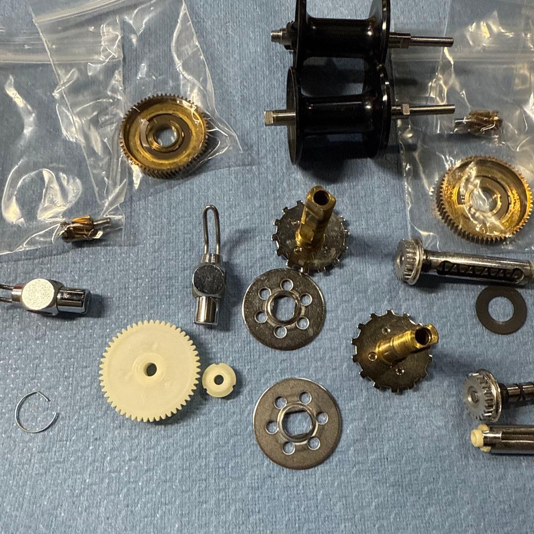 ABU アンバサダー2500c中古パーツ補修用に　セット