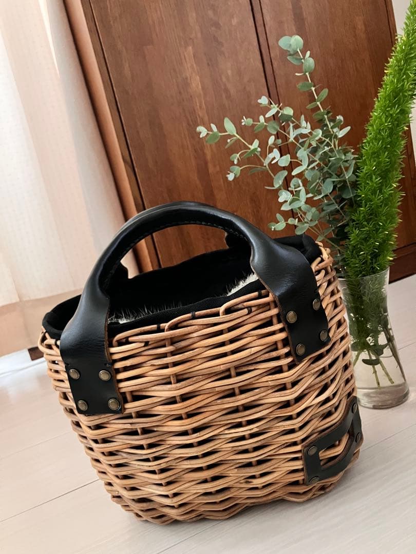 美品エバゴス ebagos＊2本編みバッグ＊ラビットファー被せ付き