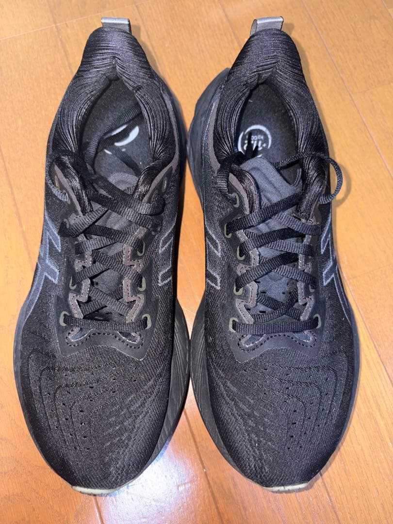 アシックス　ノヴァブラスト4