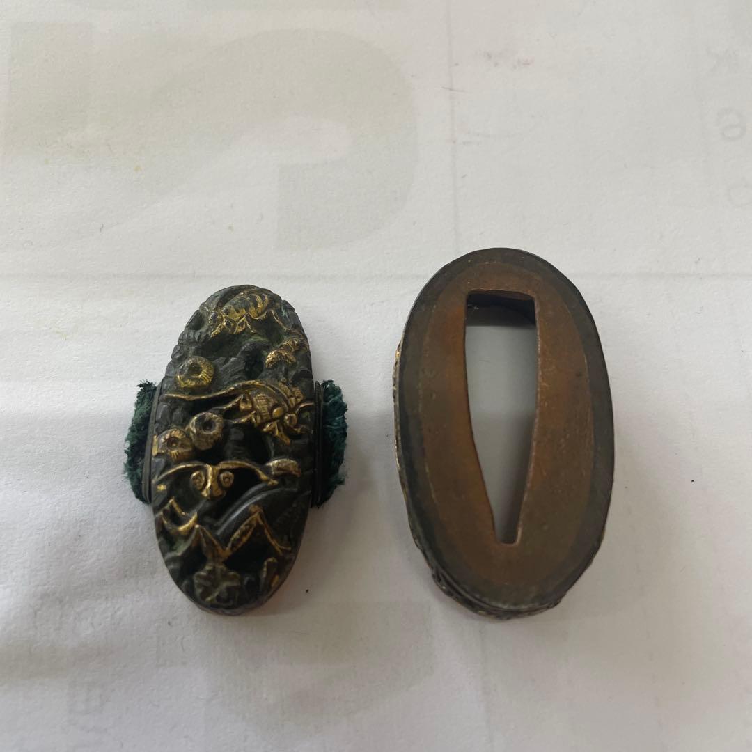 日本古銅刀装具 ⭐︎ 短刀拵え　縁頭　縁金　柄頭、植物模様の金属製鍔