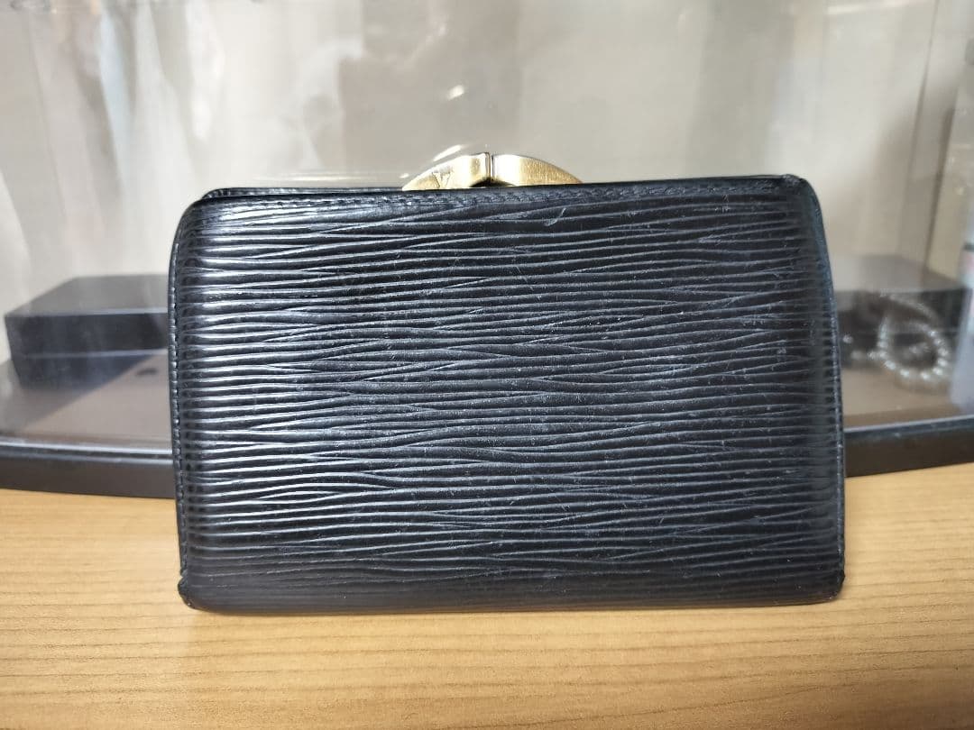 Louis Vuitton 　二つ折り財布 ルイヴィトン　エピ　ヴィエノワ