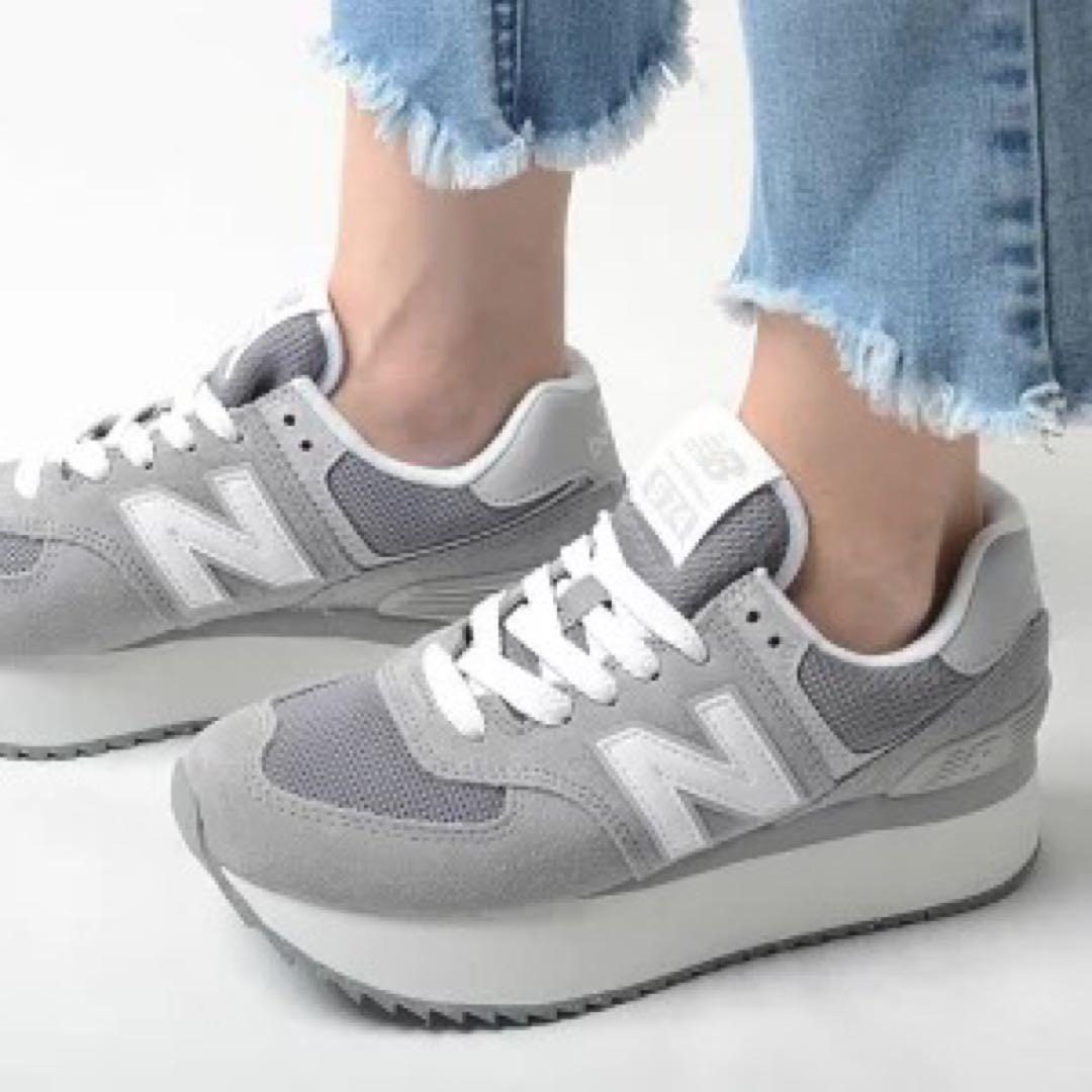 新品タグ付き　New Balance 574 グレー スニーカー　24センチ