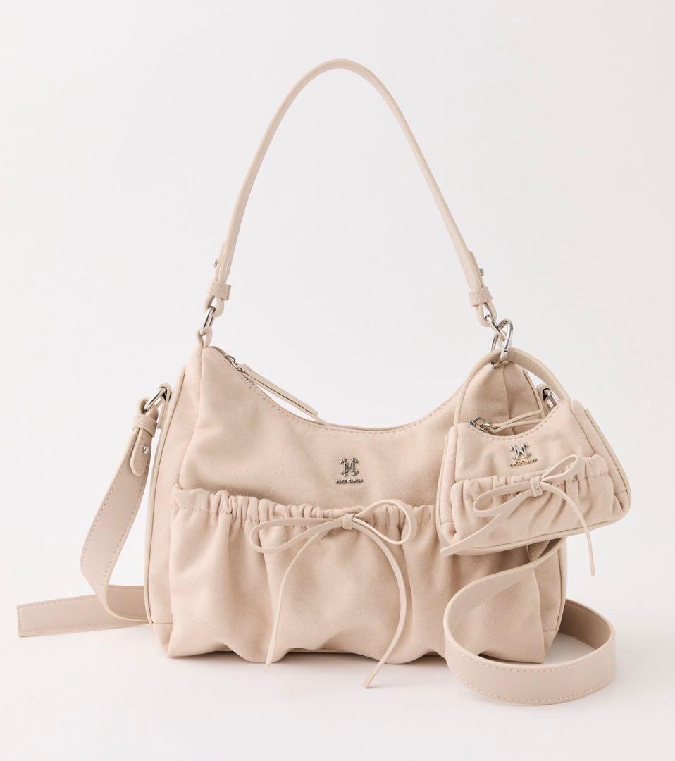 NICE CLAUP チャーム付きドロストバッグ