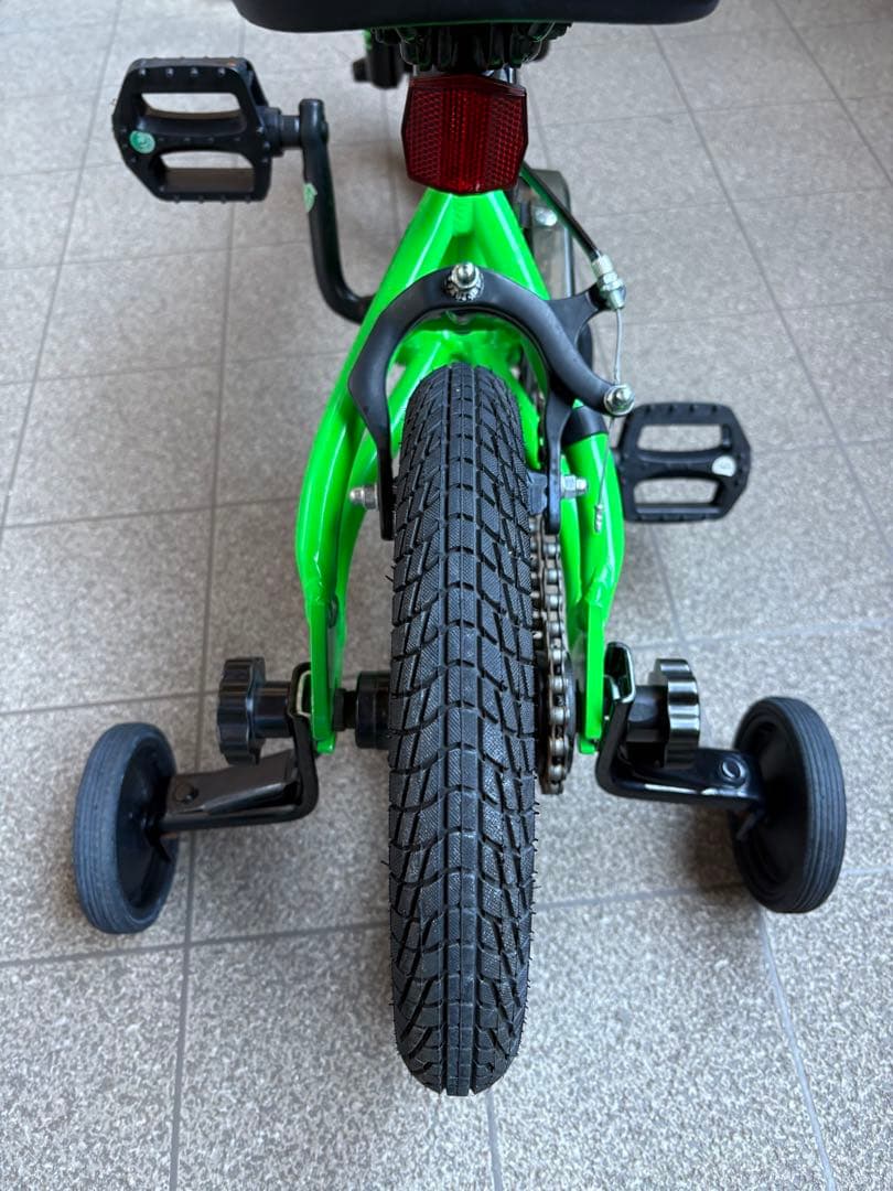 【12インチBMX】HAROBIKES SHREDDER キッズ自転車 補助輪付