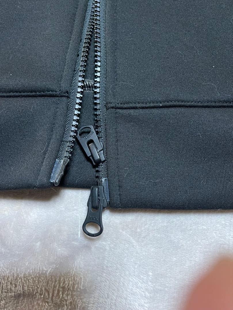 BURTLE エアーテックフーデイ上下セットアップ　ブラック　Lサイズ