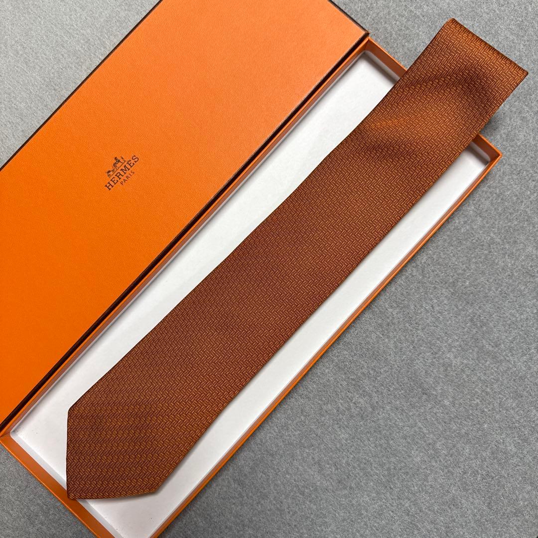 エルメス　ネクタイ　オレンジ　シルクジャガード