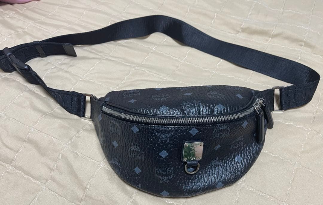 MCM ボディバッグ　ウエストポーチ
