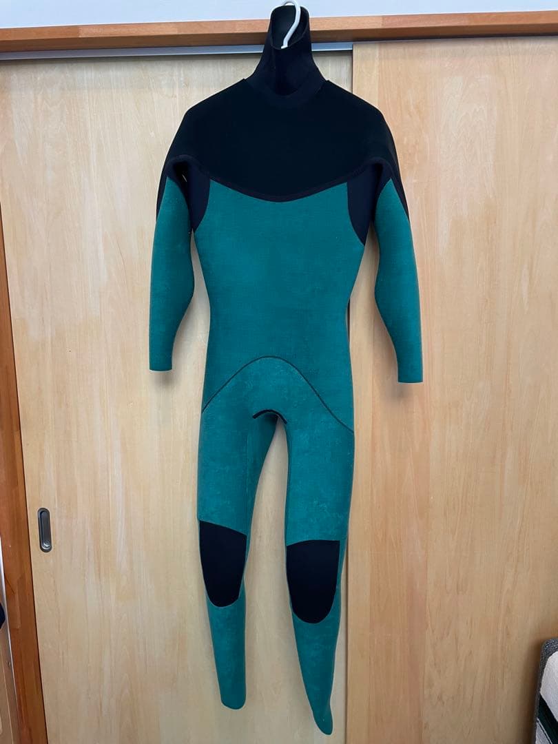 VISSLA ウェットスーツ レッド ブラック