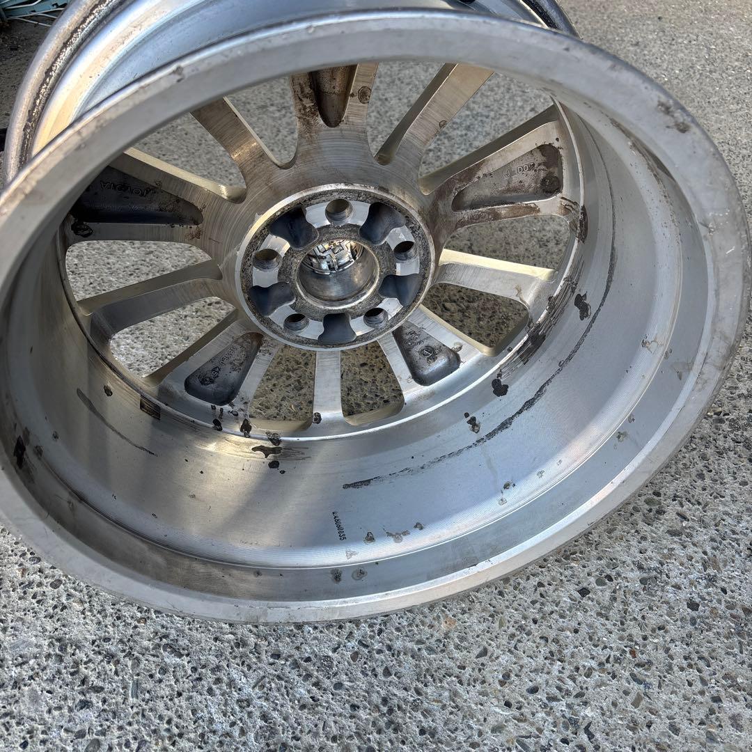 トヨタ 200系クラウンハイブリッド 純正 18インチ 4本 傷多数あり