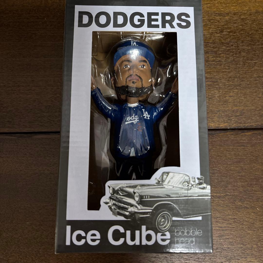 記念グッズ DODGERS Ice Cube Bobblehead
