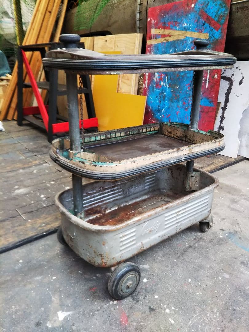 超レトロ工具入れ