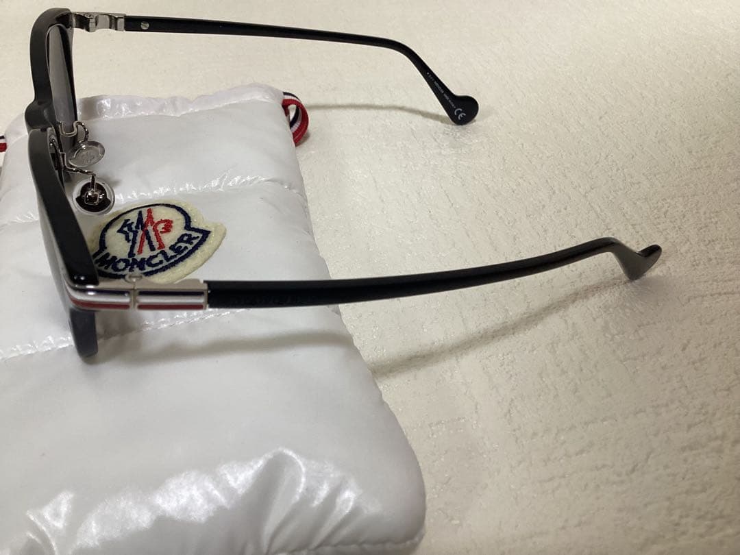 ⭐︎新品未使用⭐︎MONCLER サングラス　ML5116