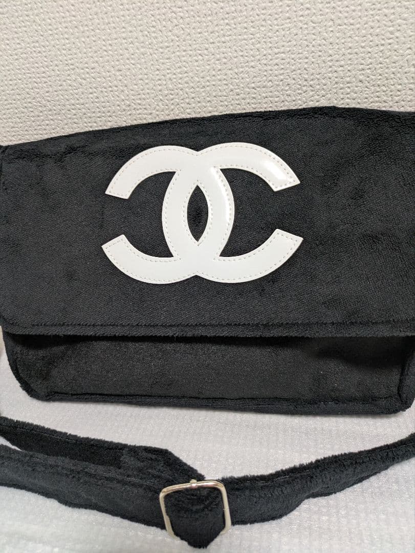 新品　未使用CHANELノベルティショルダーバッグ