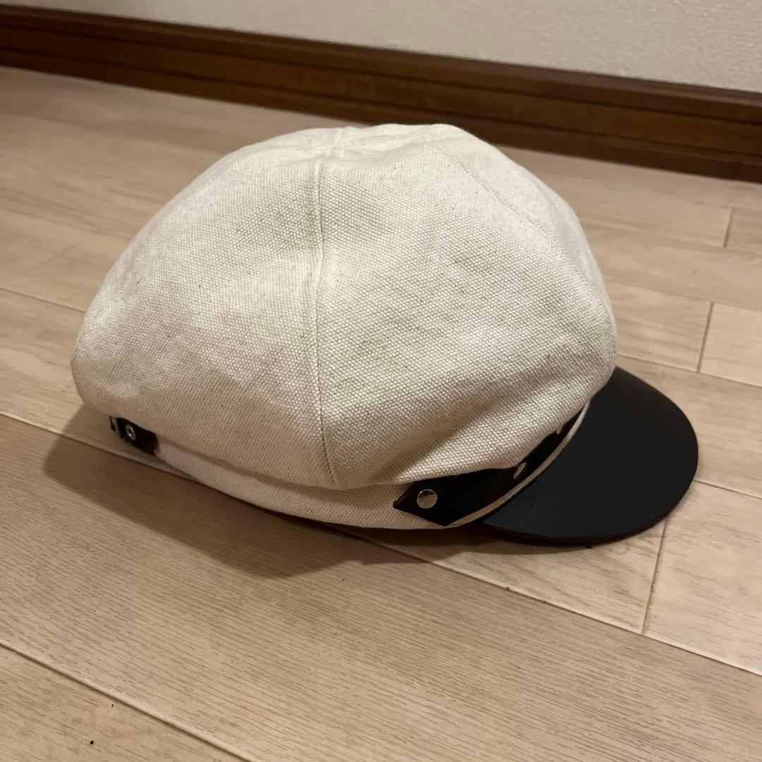 JACKSUN’Sキャンバス スタッズ付きキャスケット ホワイト/ブラック