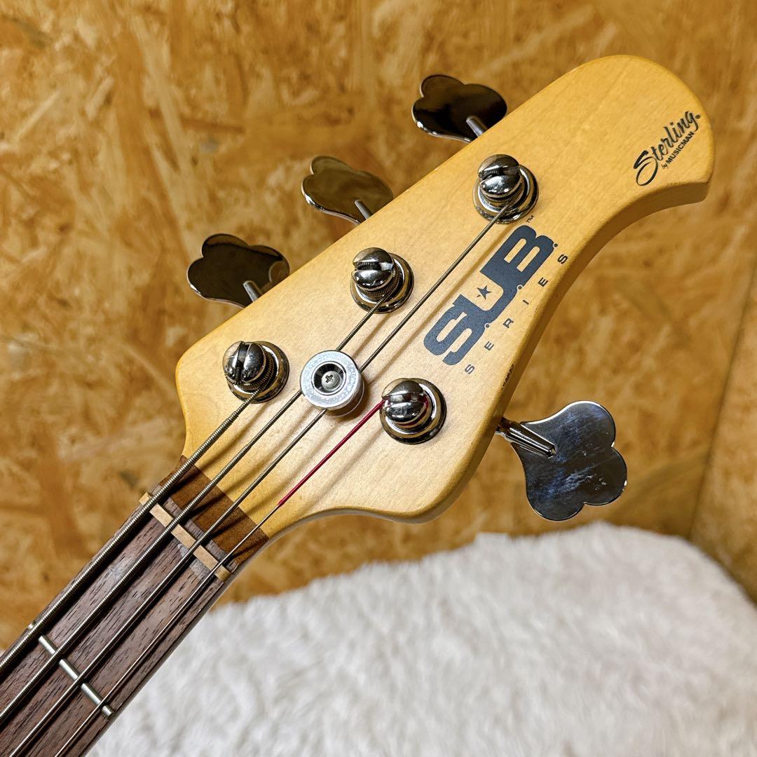 STERLING/Musicman SUB スティングレイ ミュージックマン