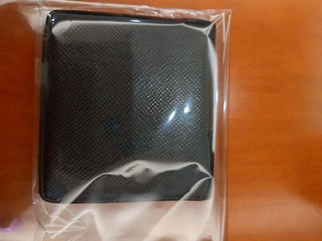 LOUIS VUITTON タイガ　ブラック　黒財布　メンズす