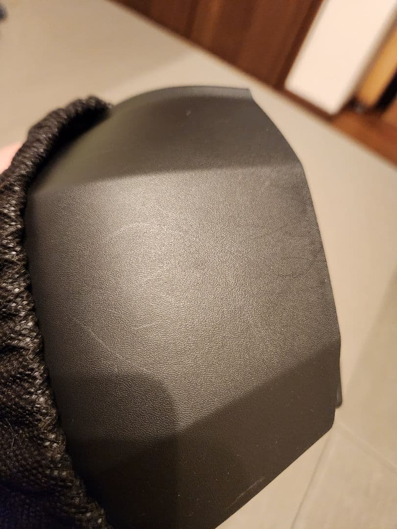 ★未使用★送料無料 日産純正 ZE1 リーフ 充電ポートカバー 収納袋付き