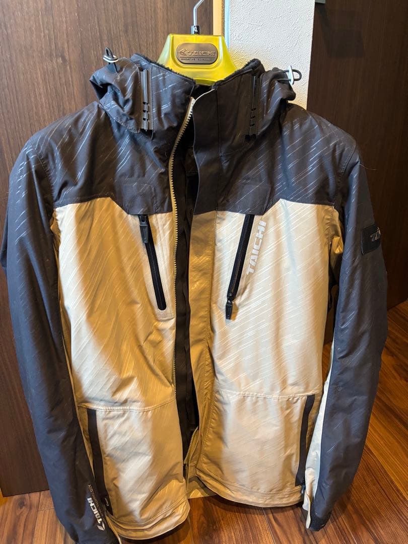 タイチ ウインタージャケット　XLサイズ