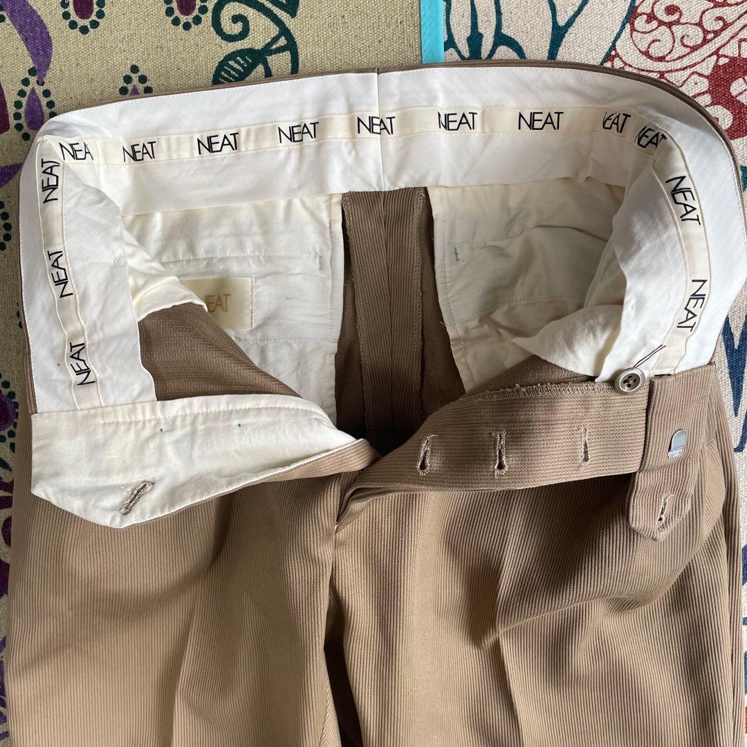 【極美品】NEAT コットンピケ テーパードタイプ ベージュ サイズ44