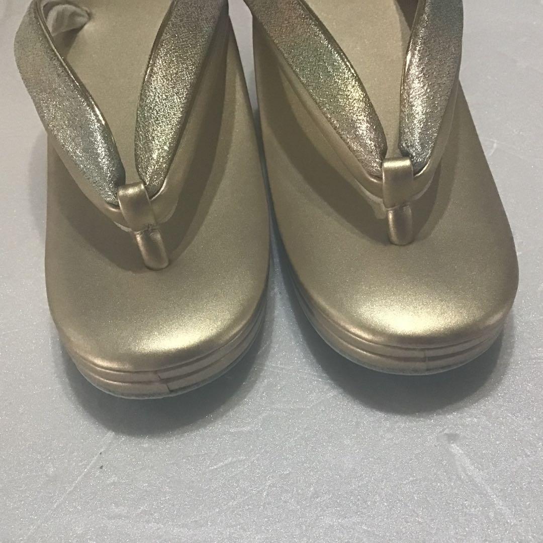 高級バッグ草履セット　ゴールド　西陣？　超美品　599-4