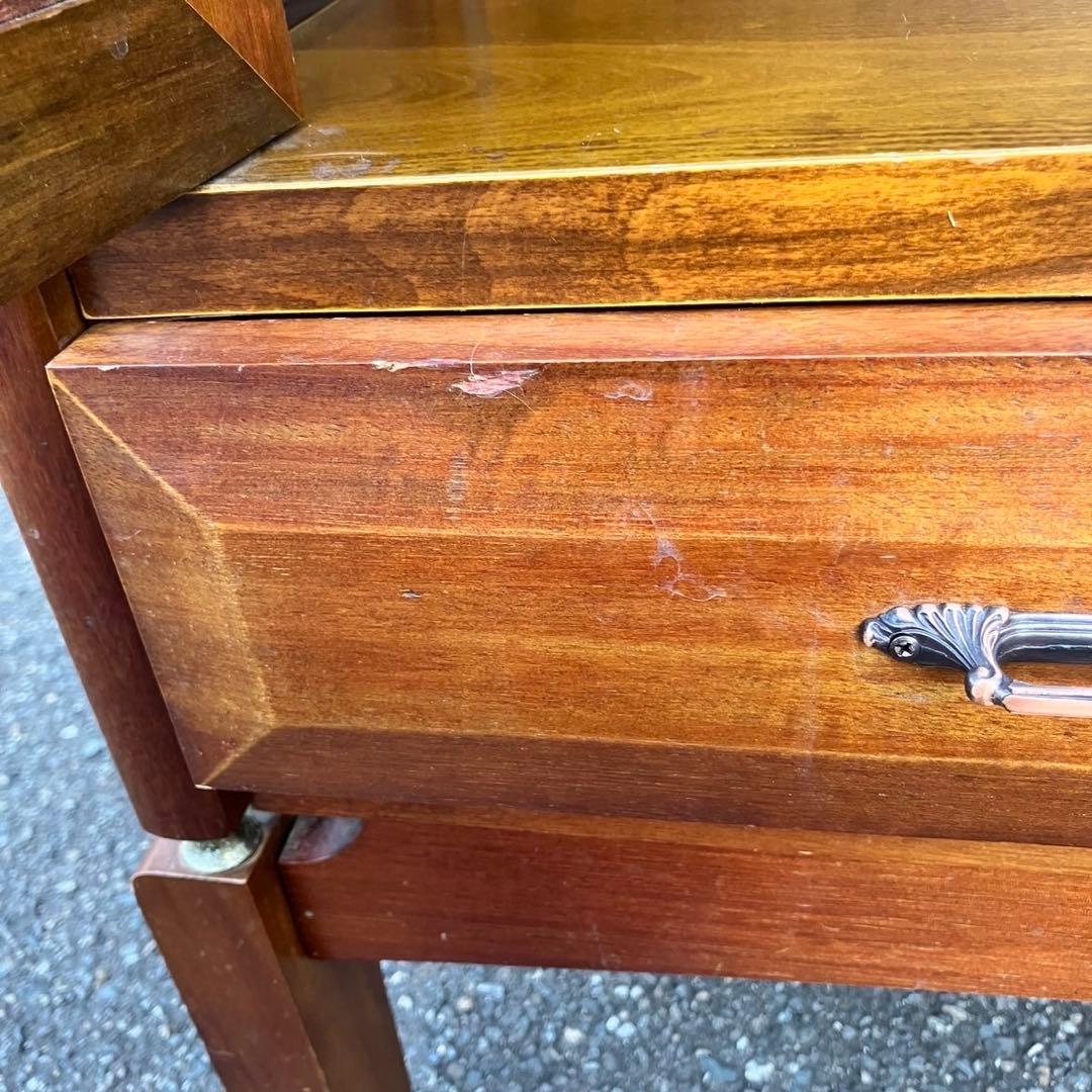 昭和　レトロ　古家具　ガラス戸　木製キャビネット　食器棚　サイドボード　本棚