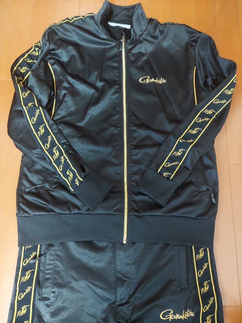 Gamakatsu ブラック ゴールド ジャージ
