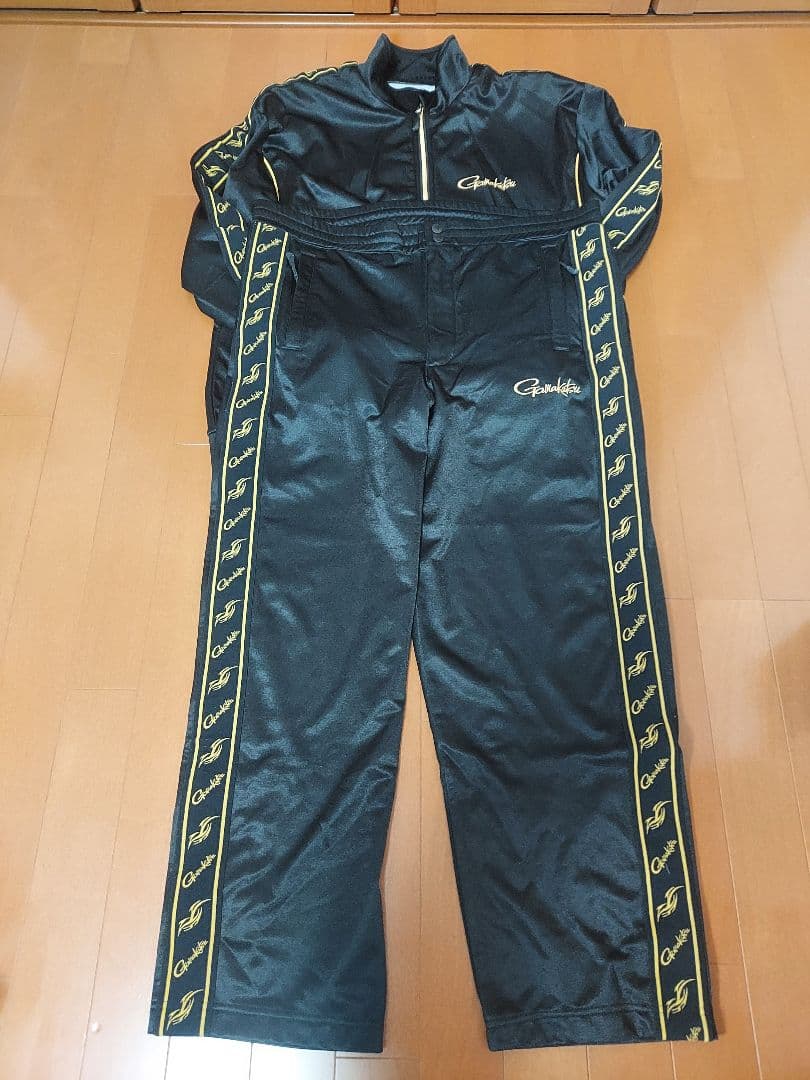 Gamakatsu ブラック ゴールド ジャージ