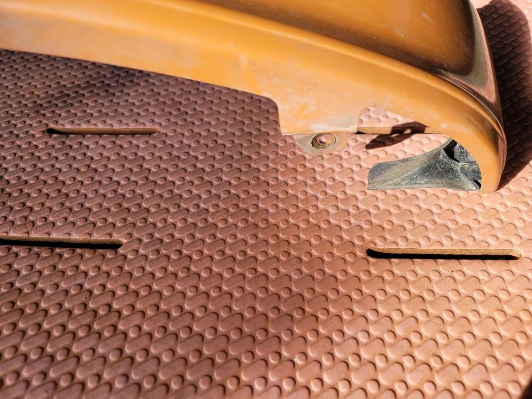 エッセ　235s　245s　純正　フロント　スポイラー　リップ