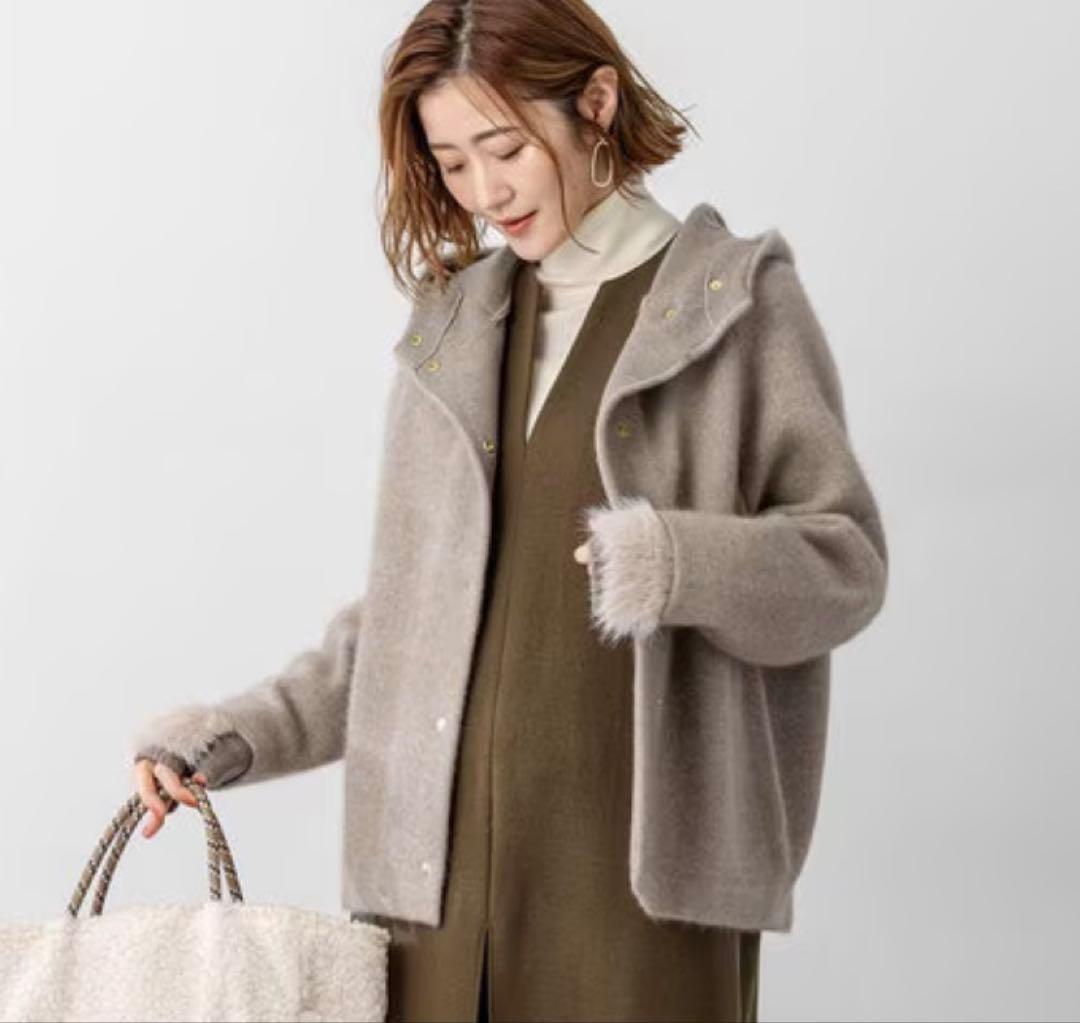 23区 【VERY掲載】ラクーンブレンドダブルフェイス ニット フーディー