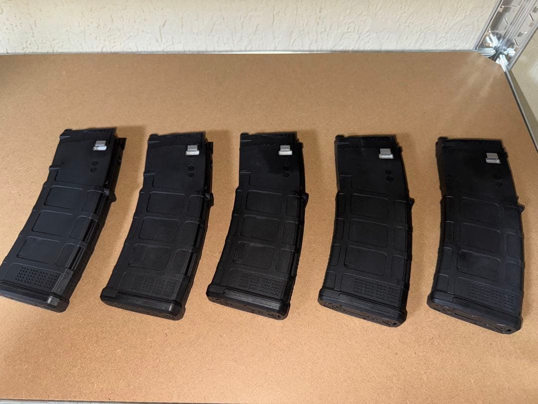 RELOAD VFC GBB CO2マガジン　m4用　5本