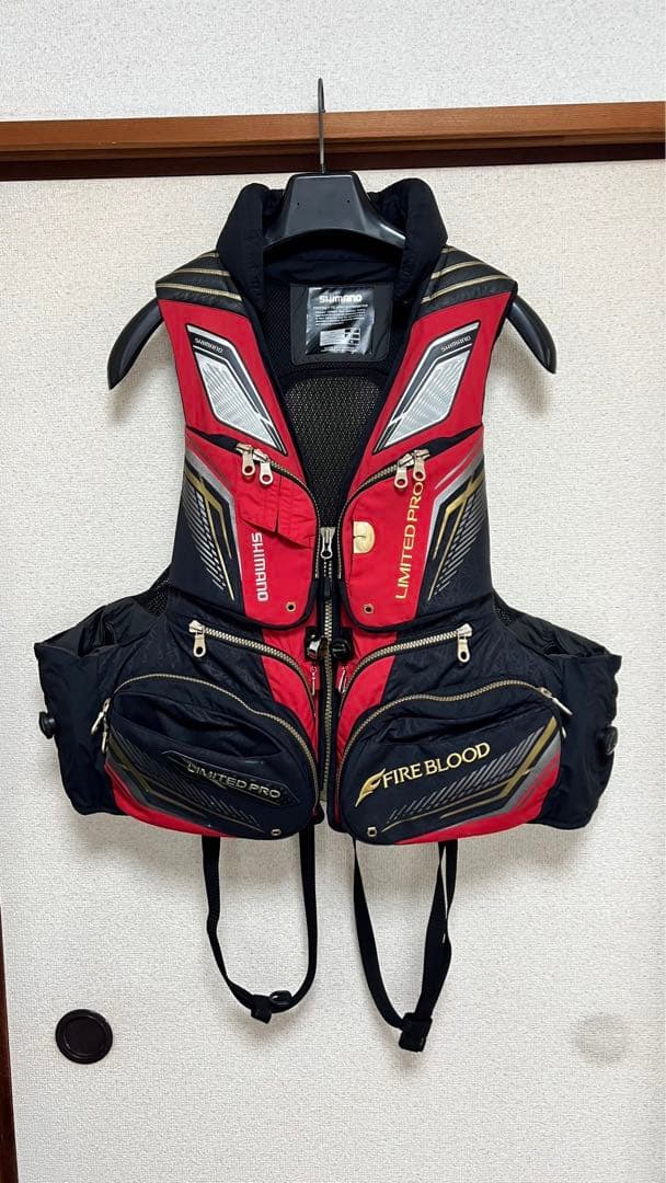 再値下げ⭐︎シマノネクサス　フローティングベストリミテッドプロVF-111Q XL