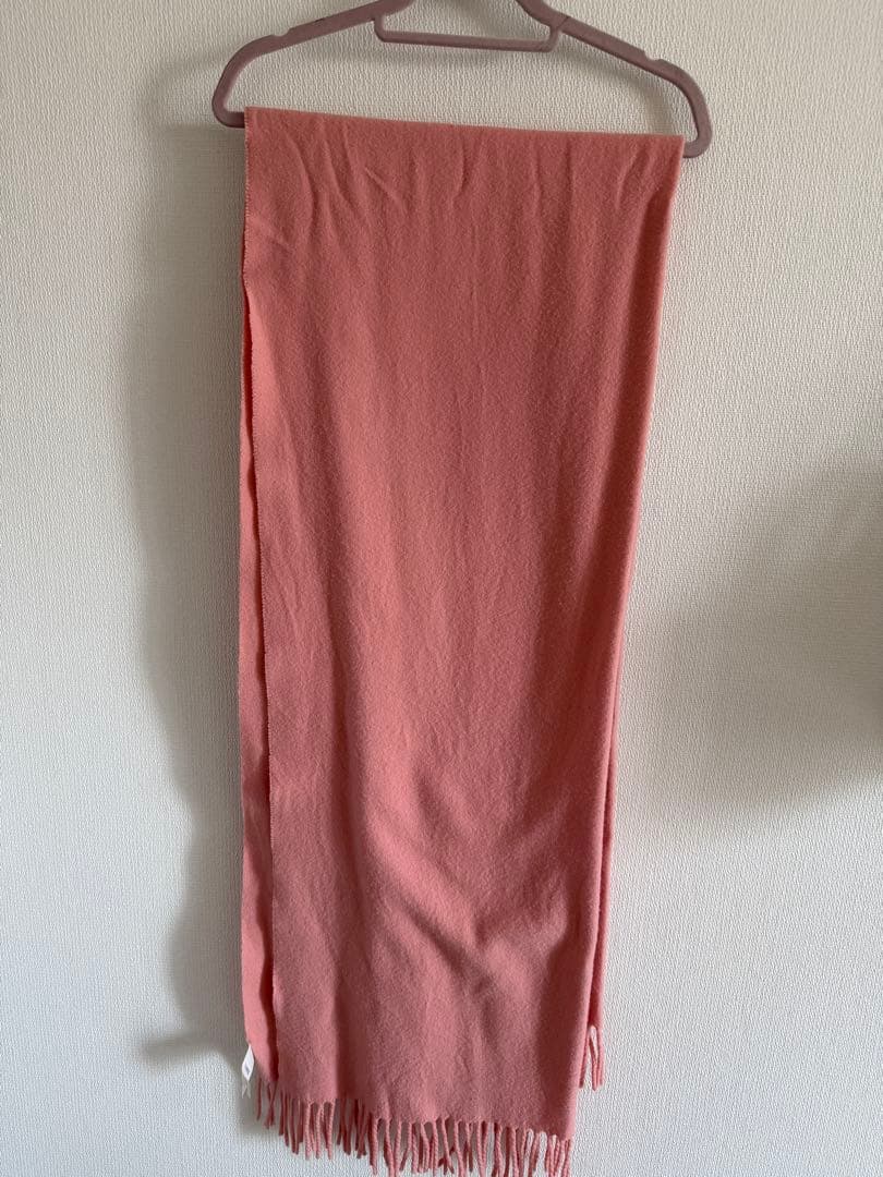 Acne Studios フリンジ付きピンクマフラー