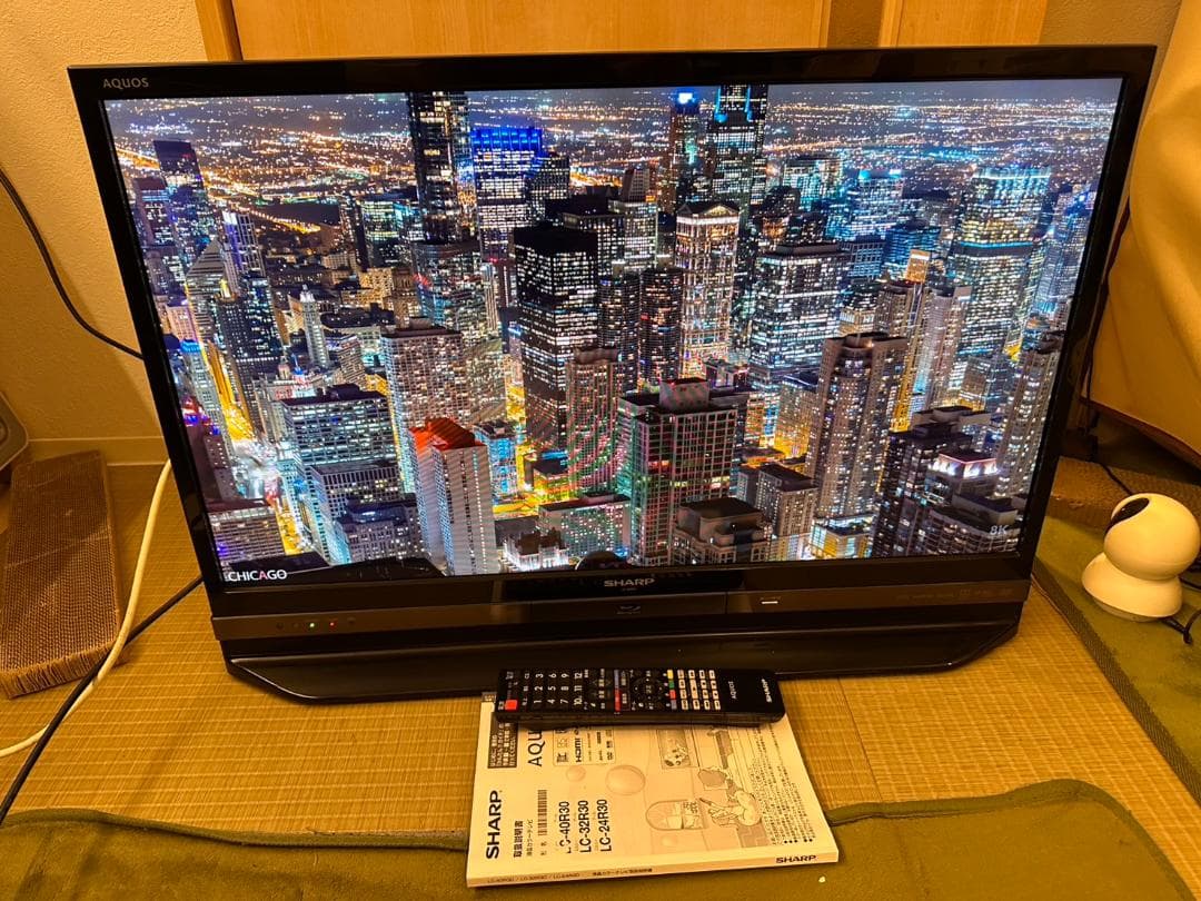 SHARP 32型　テレビ LC-32R30 2018年製 HDD内蔵　超美品！
