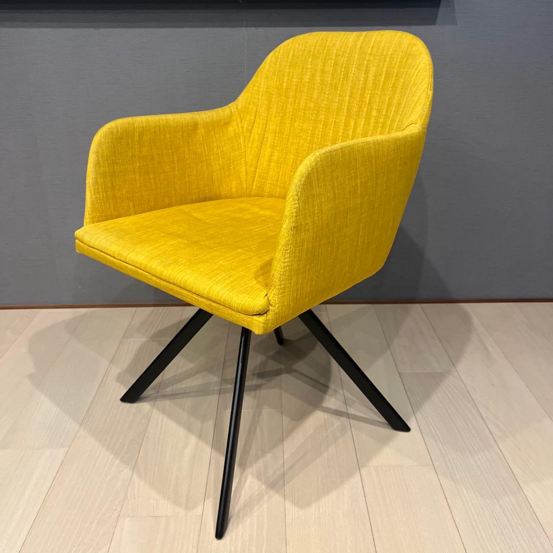 LIVING HOUSE リビングハウスオリジナル　ダイニングチェア 黄色