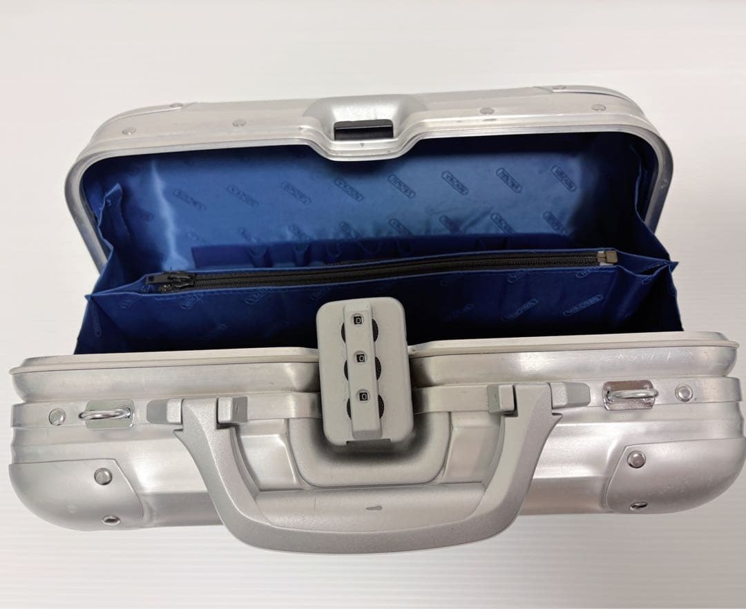 RIMOWA ピッコロ