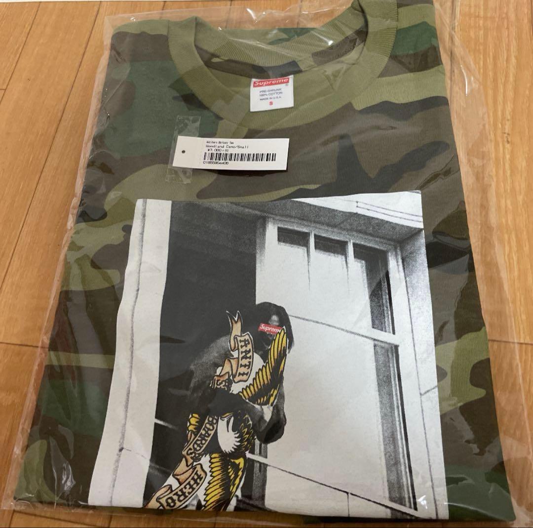 supremetシャツ