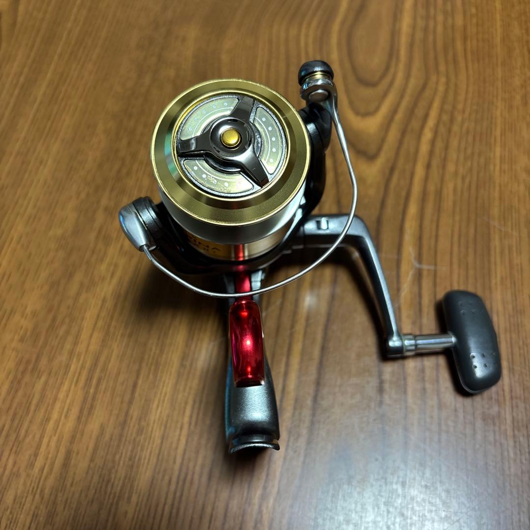 BB-X DESPINA C3000D スピニングリール