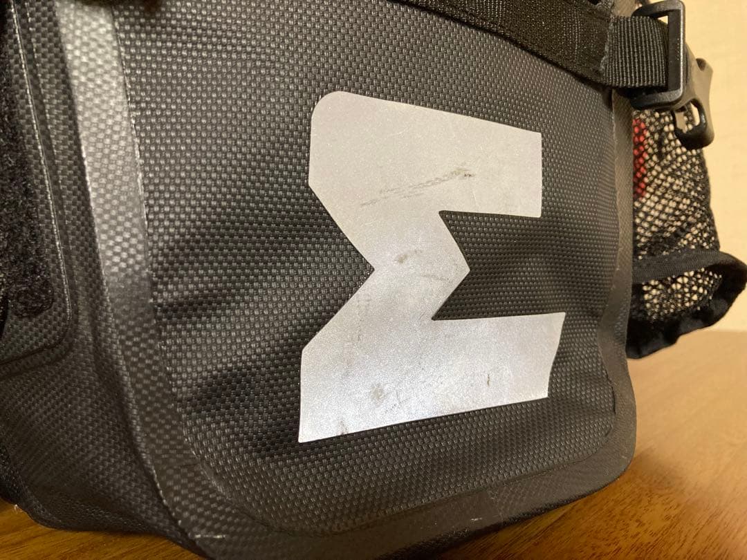 エンデュリスタン ハリケーン 25Ｌ オフロード用完全防水防塵防砂バックパック