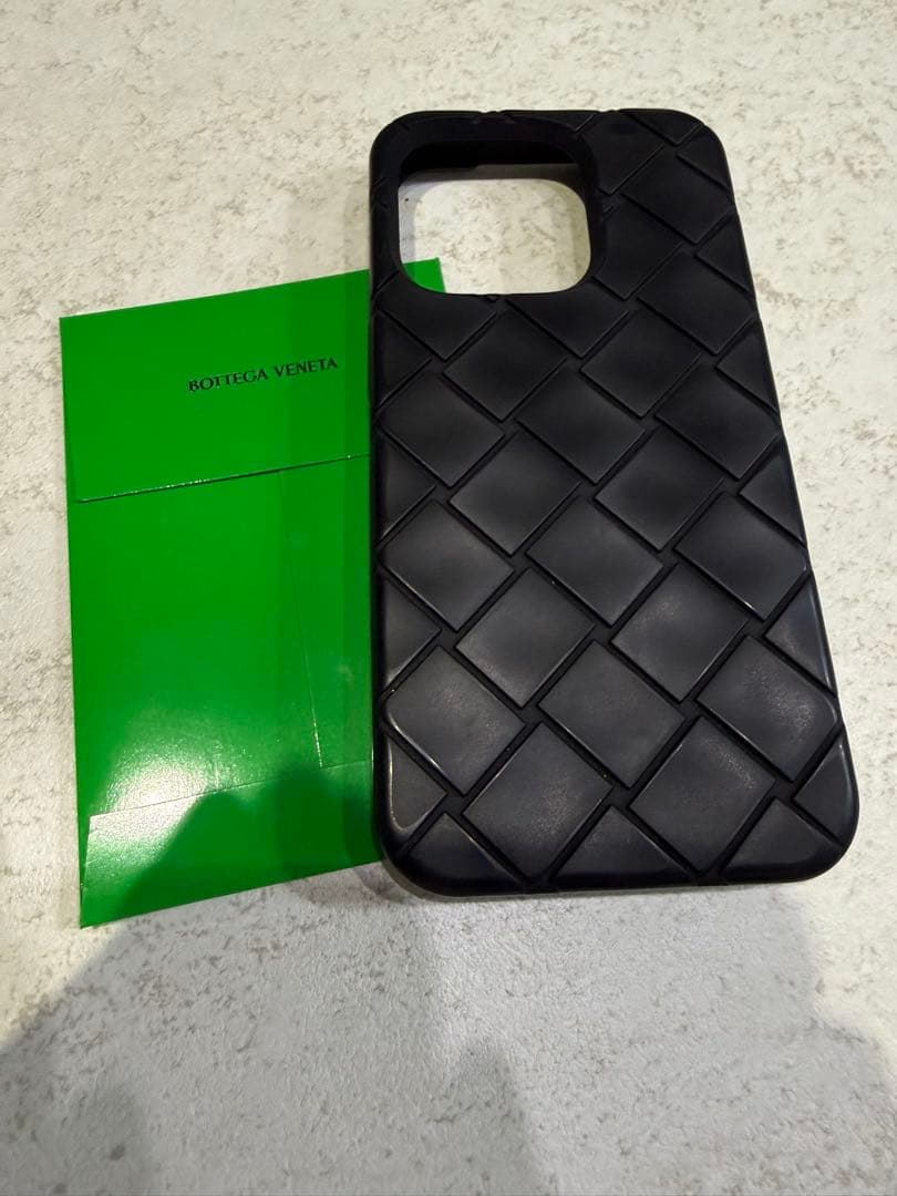 最終価格★超美品★Bottega Veneta iPhone16 pro用ケース