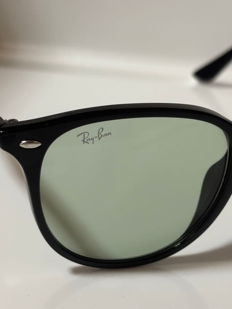 ★ほぼ未使用★ RB4259-F 601/2★大人気モデル★レイバン★