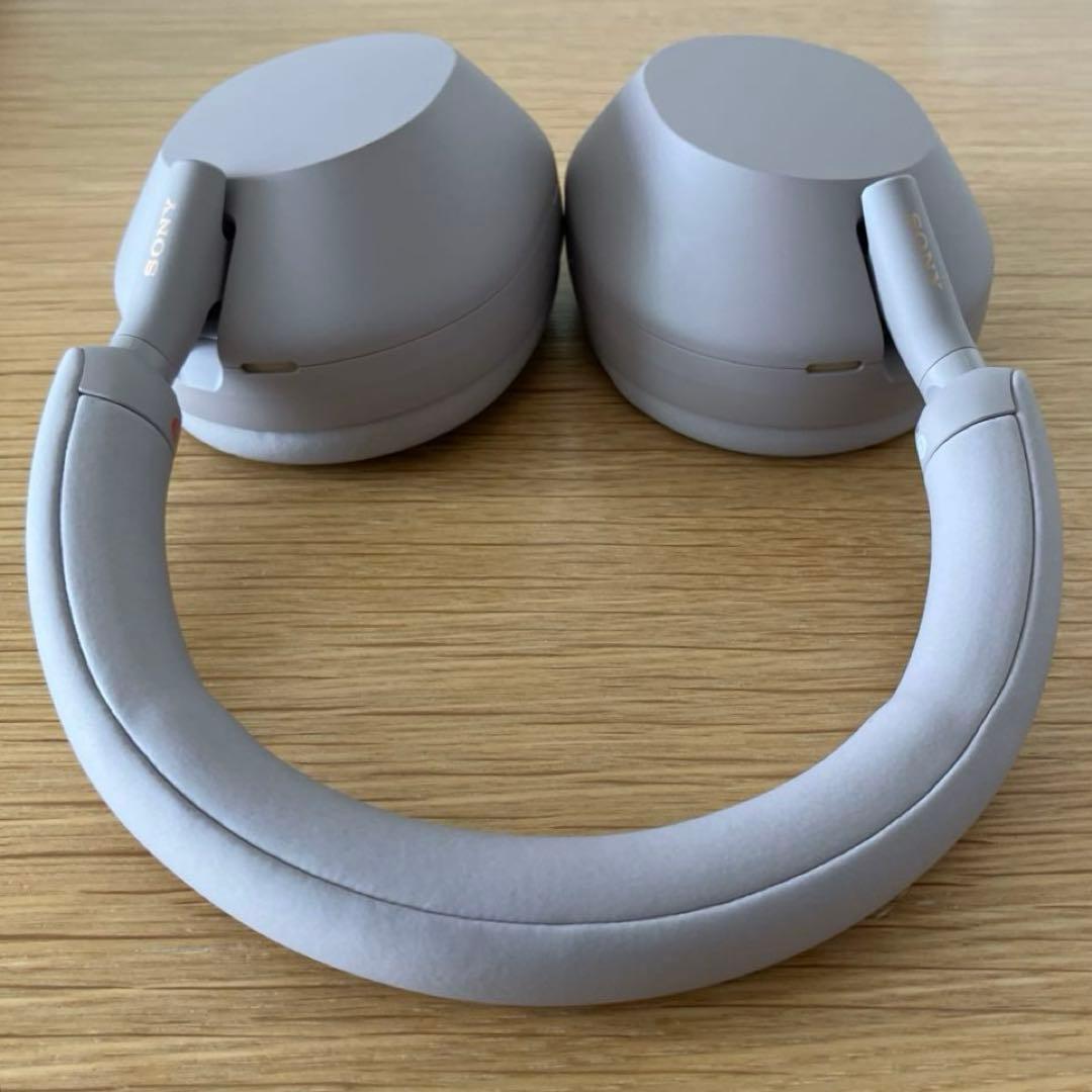 SONY　WH1000XM5 　　　　　　　　　　　　スモーキーピンク