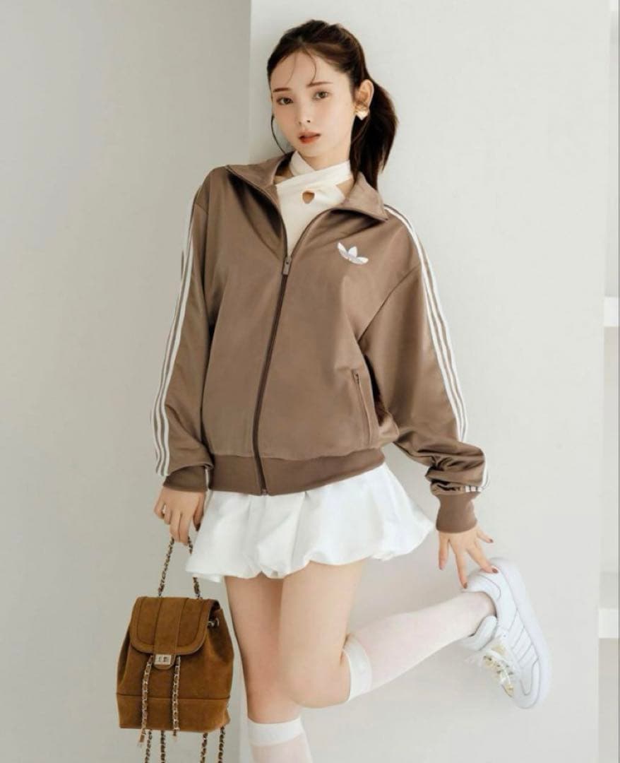 m　SNIDEL adidas Originalsトラックジャケット XS