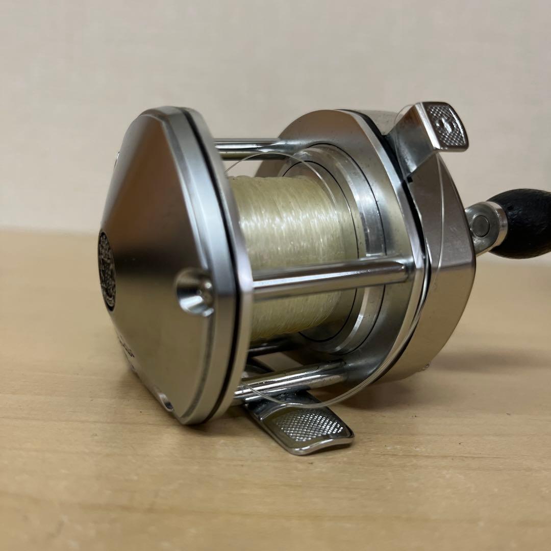 SHIMANO バンタム 300