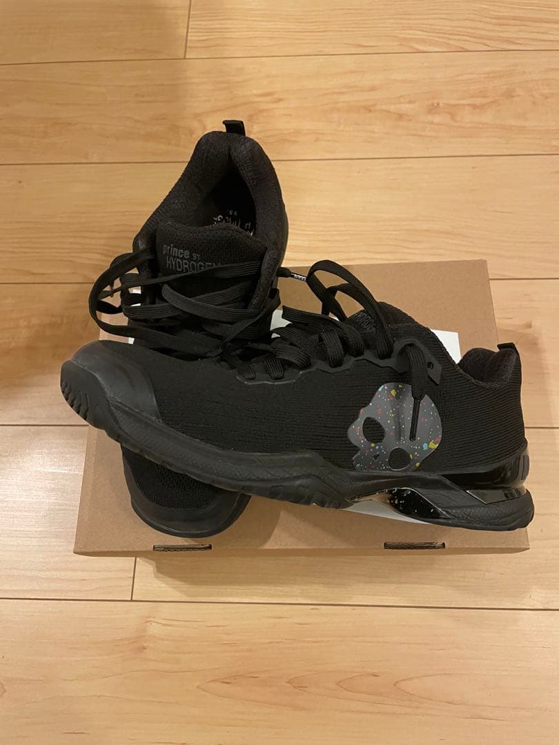 プリンス テニスシューズ ツアー プロ ライト バイ ハイドロゲン