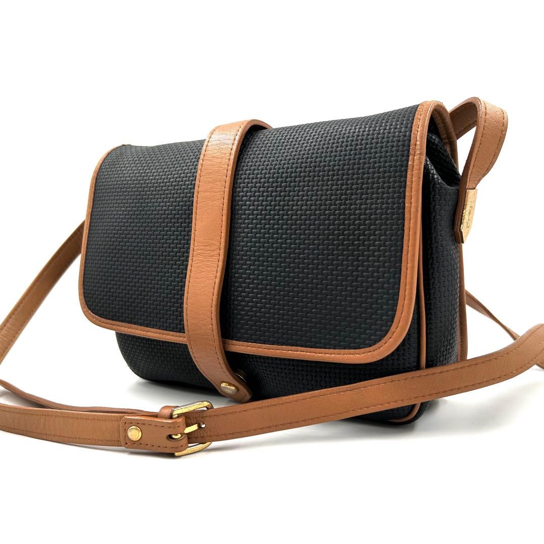 美品 イヴサンローラン 257 ショルダーバッグ PVC レザー 斜め掛け 黒