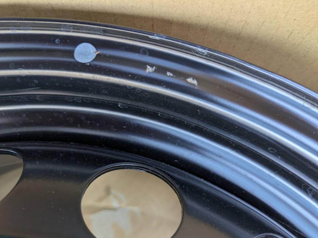 トヨタ　シエンタ　純正ホイール　4本　ホイルキャップキャップ付き