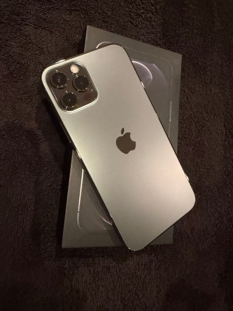 スマートフォン本体 iPhone12pro 256GB