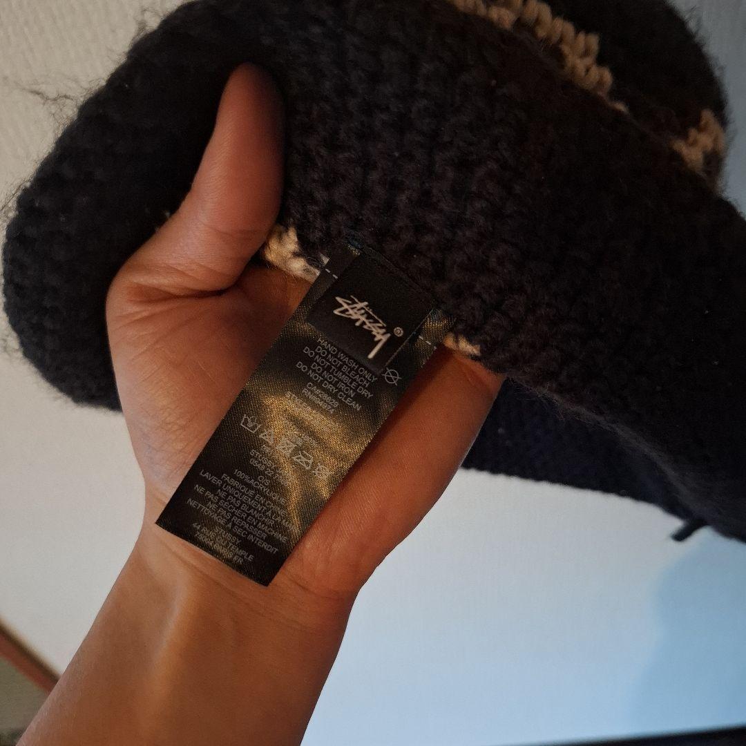 Stussy ニット帽 黒/ベージュ