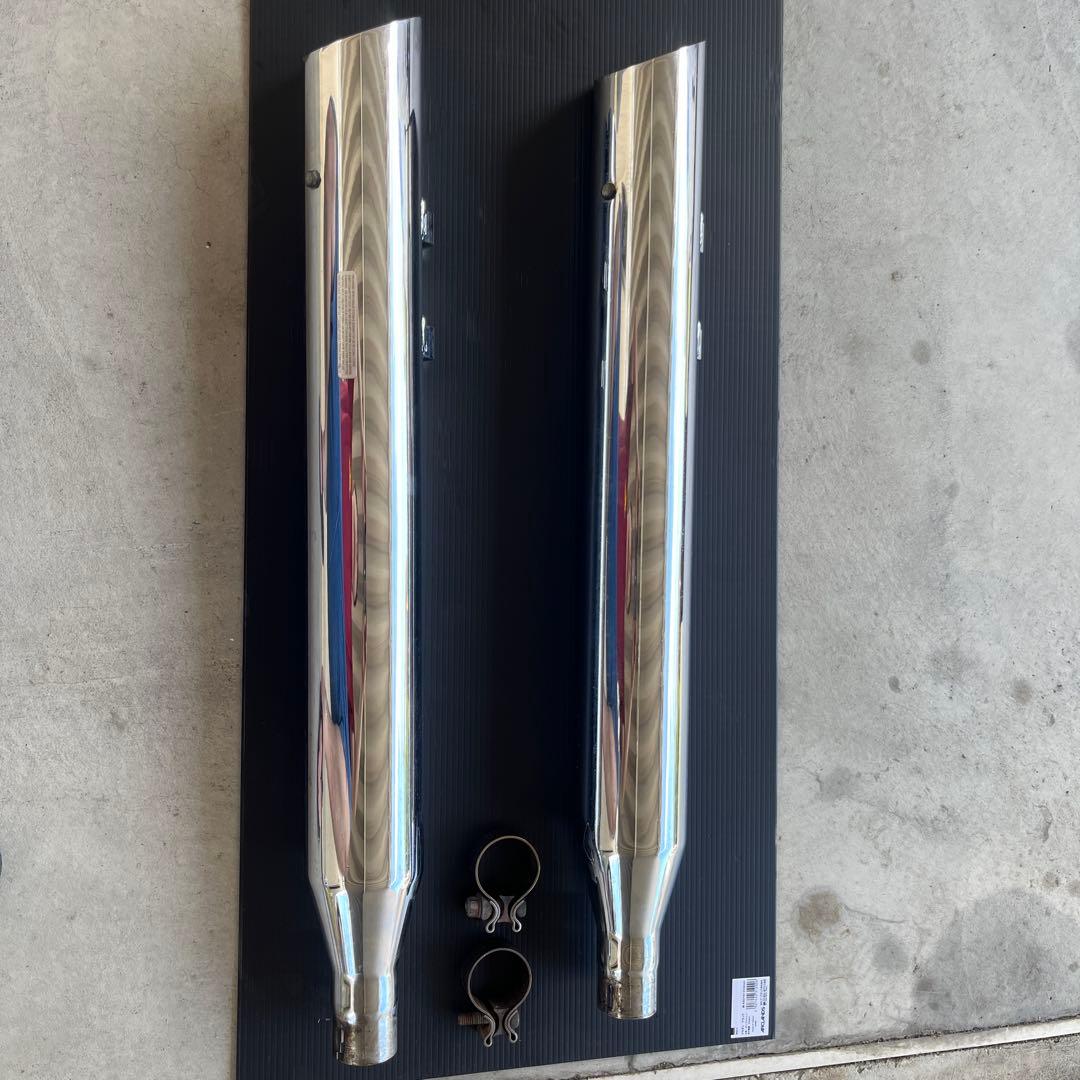 ハーレー　ロードキング　flhr マフラー　2008年式