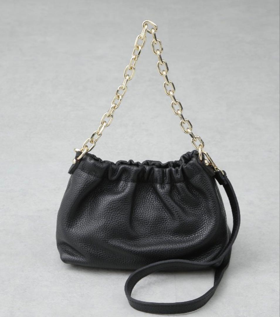 美品 オウレンティAULENTTI 本革ショルダーバッグ黒